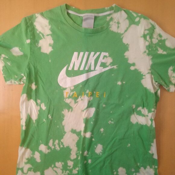 Vintage Nike Taipei Reverse Dye T-Shirt - Picture 2 of 8